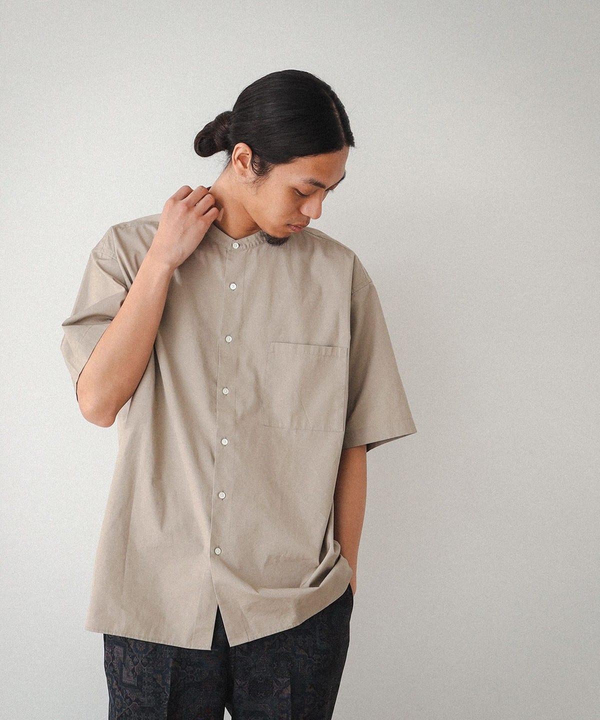 BEAMS [BEAMS] BEAMS / Band collar easy fit shirt (shirt/blouse 