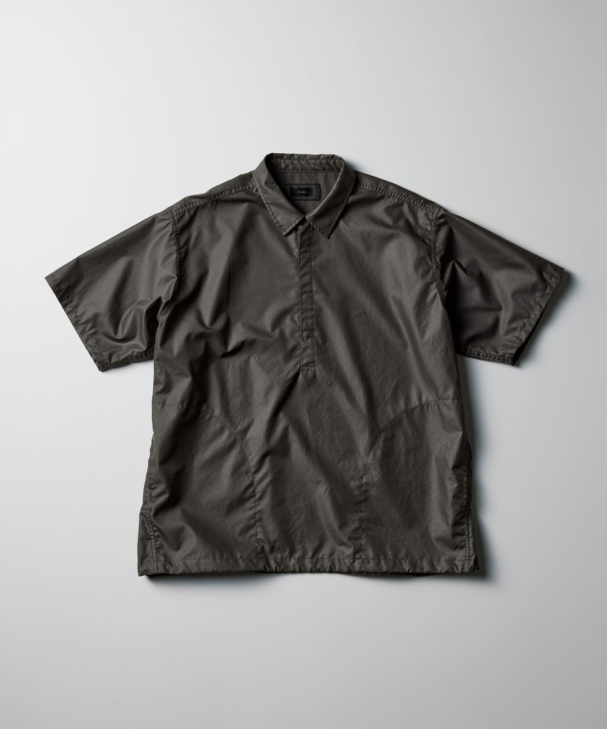 【ショップ限定商品】『the A』 / COOL DOTS(R)Shirt シャツ・ブラウス MEN CHARCOAL. G XL 【ショップ限定商品】『the A』 / COOL DOTS(R)Shirt シャツ・ブラウス MEN CHARCOAL. G XL