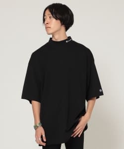 ▲Champion × BEAMS / 別注 モックネック Tシャツ