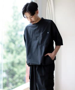 ▲UNIVERSAL OVERALL × BEAMS / 別注 Packable Pocket Crew Tee
