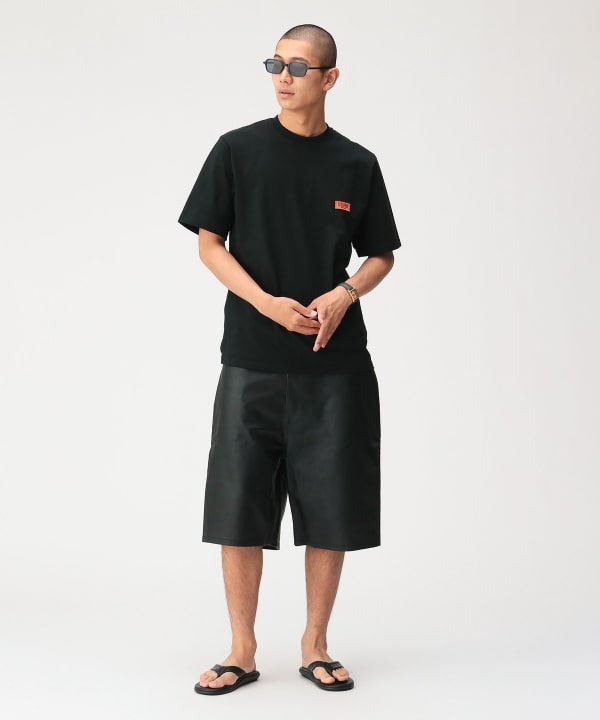 【別注】UNIVERSAL OVERALL / ロゴTシャツ Model：179cm Size：L