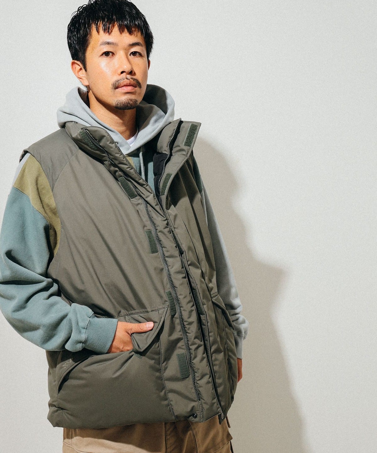 BEAMS [别住BEAMS Marmot / Mammoth Down Vest（束腰羽绒背心）邮购 | BEAMS