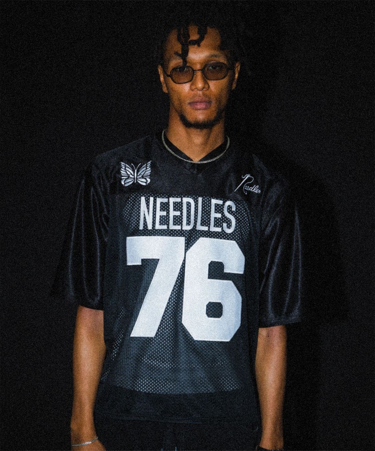 【別注】NEEDLES ニードルズ / FOOTBALL T-SHIRT Tシャツ・カットソー MEN BLACK S 【別注】NEEDLES ニードルズ / FOOTBALL T-SHIRT Tシャツ・カットソー MEN BLACK S