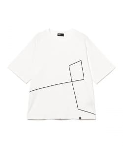 STANDARD FORMAT / Continuous Line Tee