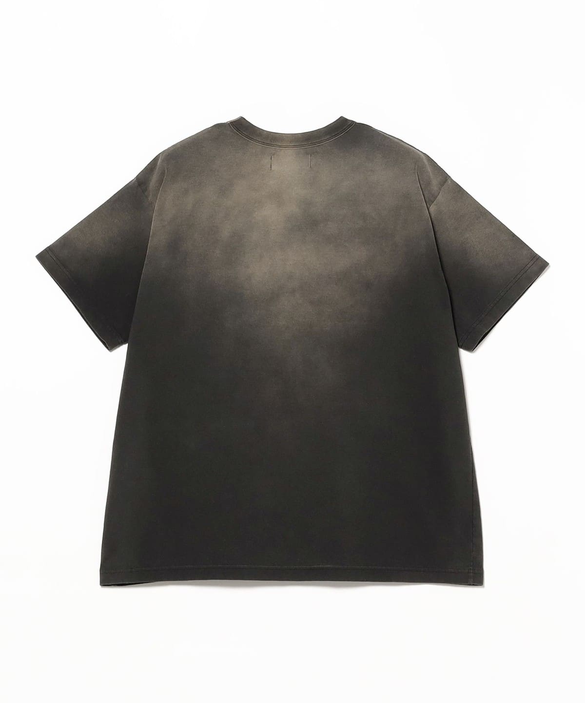 BEAMS（ビームス）DAIRIKU / BUTTON EYE DOLL SUNBURN H-S TAG TEE（T
