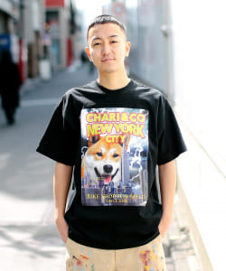 CHARI&CO / SHIBA ON THE CITY Tシャツ
