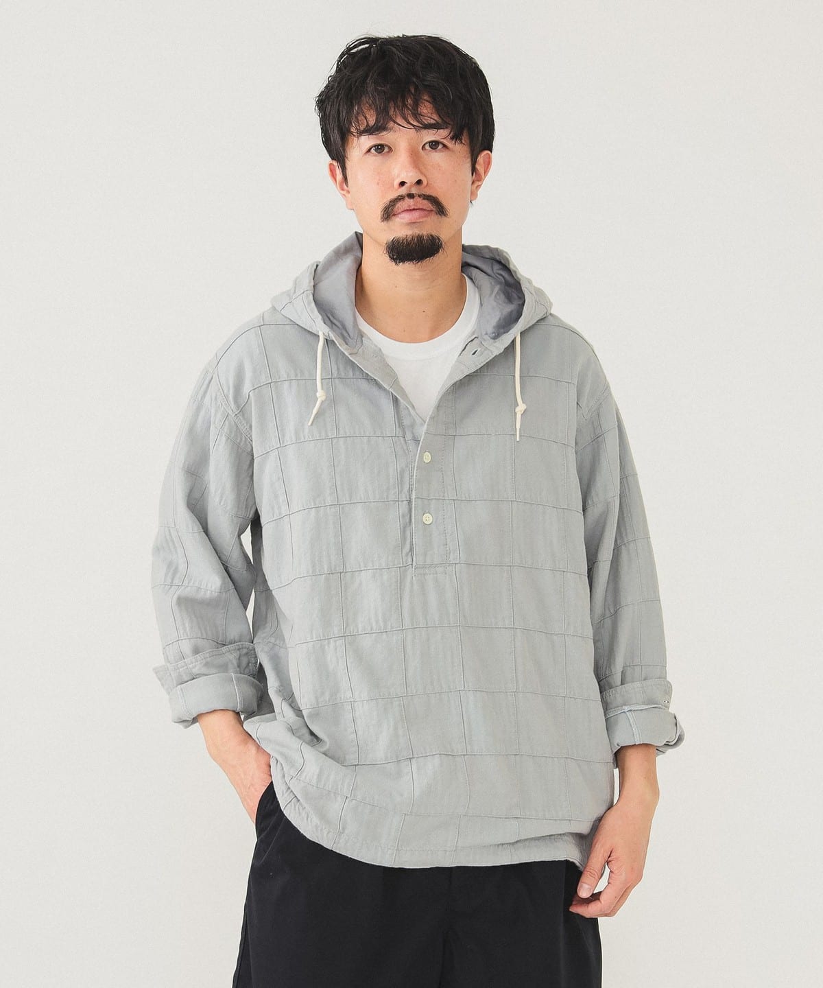 パッチワーク ヘリンボーン フードシャツ シャツ・ブラウス MEN LT. BLUE S パッチワーク ヘリンボーン フードシャツ シャツ・ブラウス MEN LT. BLUE S