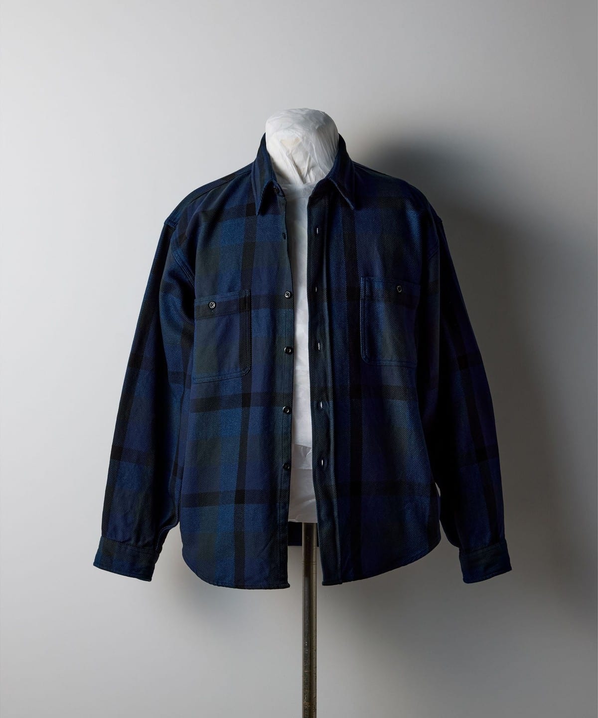 【ショップ限定商品】『the A』 / Indigo Check Mini Regular Collar Shirt シャツ・ブラウス MEN INDIGO S 【ショップ限定商品】『the A』 / Indigo Check Mini Regular Collar Shirt シャツ・ブラウス MEN INDIGO S