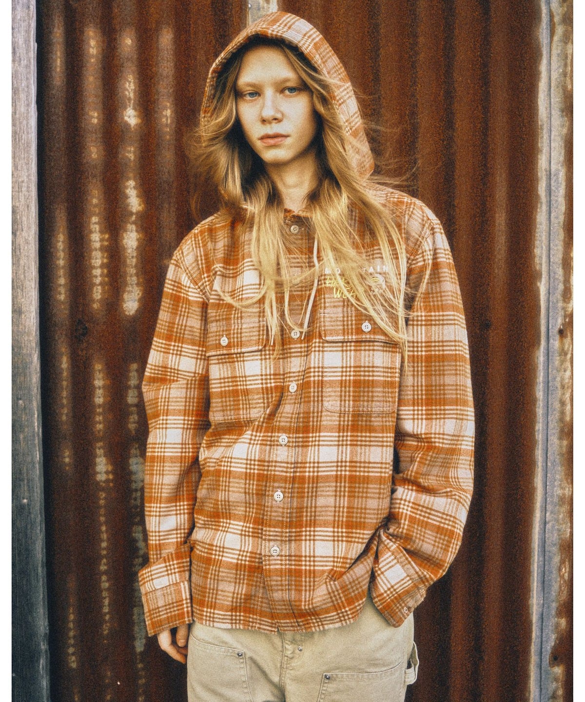 【別注】MOUNTAIN HARDWEAR マウンテンハードウェア / Hood Flannel Shirt シャツ・ブラウス MEN ORANGE M 【別注】MOUNTAIN HARDWEAR マウンテンハードウェア / Hood Flannel Shirt シャツ・ブラウス MEN ORANGE M