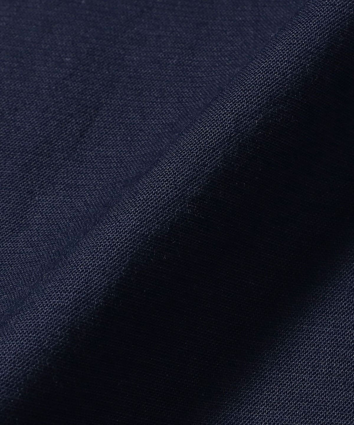 細節點綴 彈性 鈕扣領襯衫