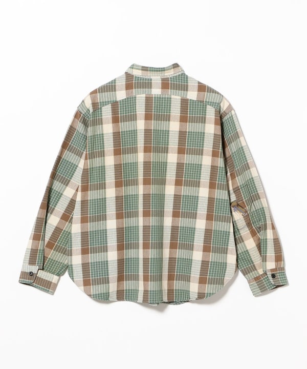 BOW WOW / REPAIRED MOUNTAIN POCKET FLANNEL SHIRT 背面に施された味わい深い継ぎ当て