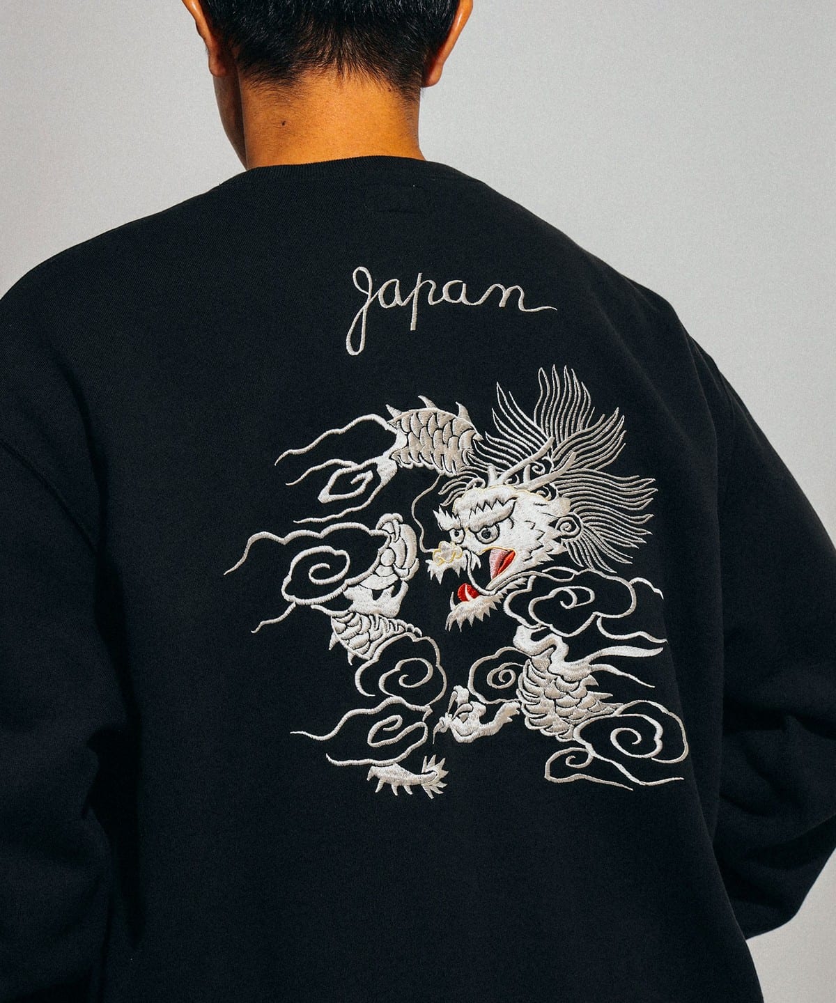 BEAMS（ビームス）【別注】テーラー東洋 / SUKA CREW SWEAT EMBROIDERED（トップス スウェット）通販｜BEAMS