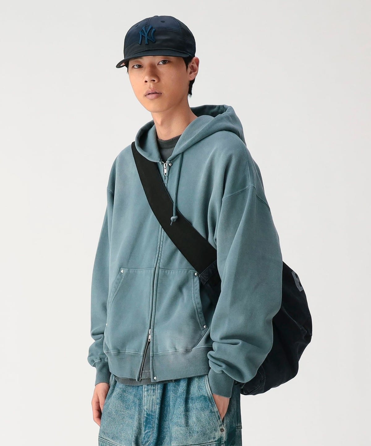BEAMS（ビームス）Fade Rivet Zip Hoodie（トップス パーカー）通販｜BEAMS