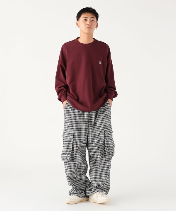 【別注】FRED PERRY × BEAMS / エンブロイダリー クルーネック 別注】FRED PERRY / エンブロイダリー クルーネック スウェット