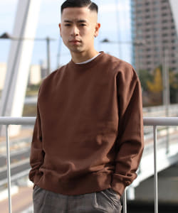 ▲BEAMS / カラー クルーネック スウェット