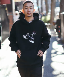 GROVELAND / NO BODY パーカ