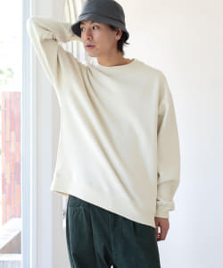 ▲BEAMS / モックネック スウェット