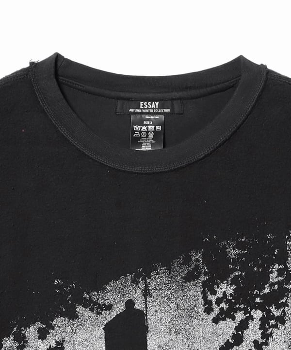 ESSAY / INSIDE OUT SWEATER