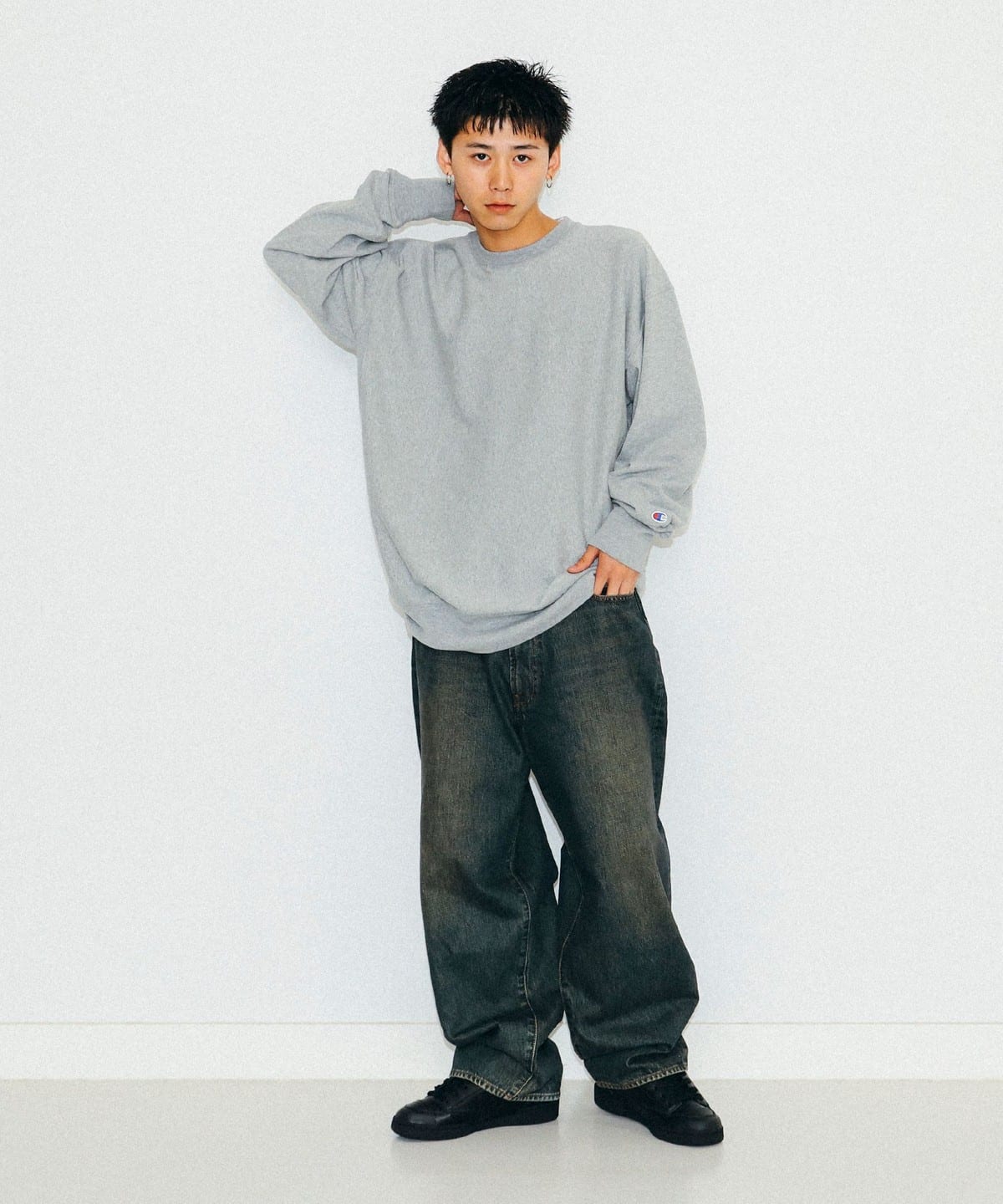 BEAMS（ビームス）【別注】Champion / ルーズフィット ロングスリーブ