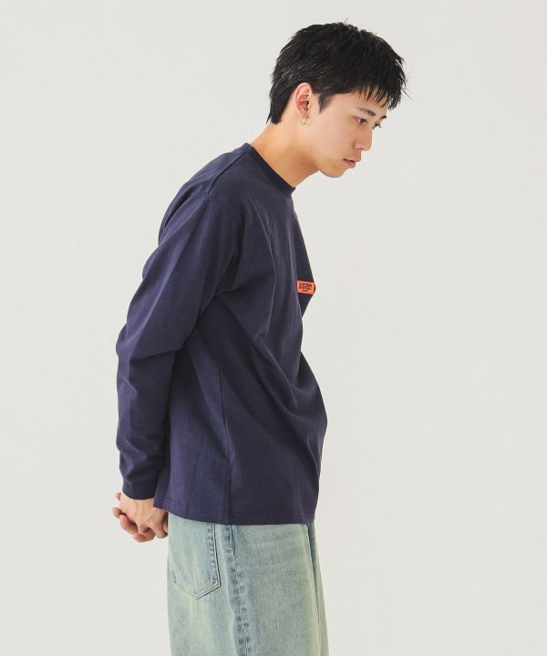 BEAMS（ビームス）【別注】UNIVERSAL OVERALL / ロゴ ロングスリーブ T
