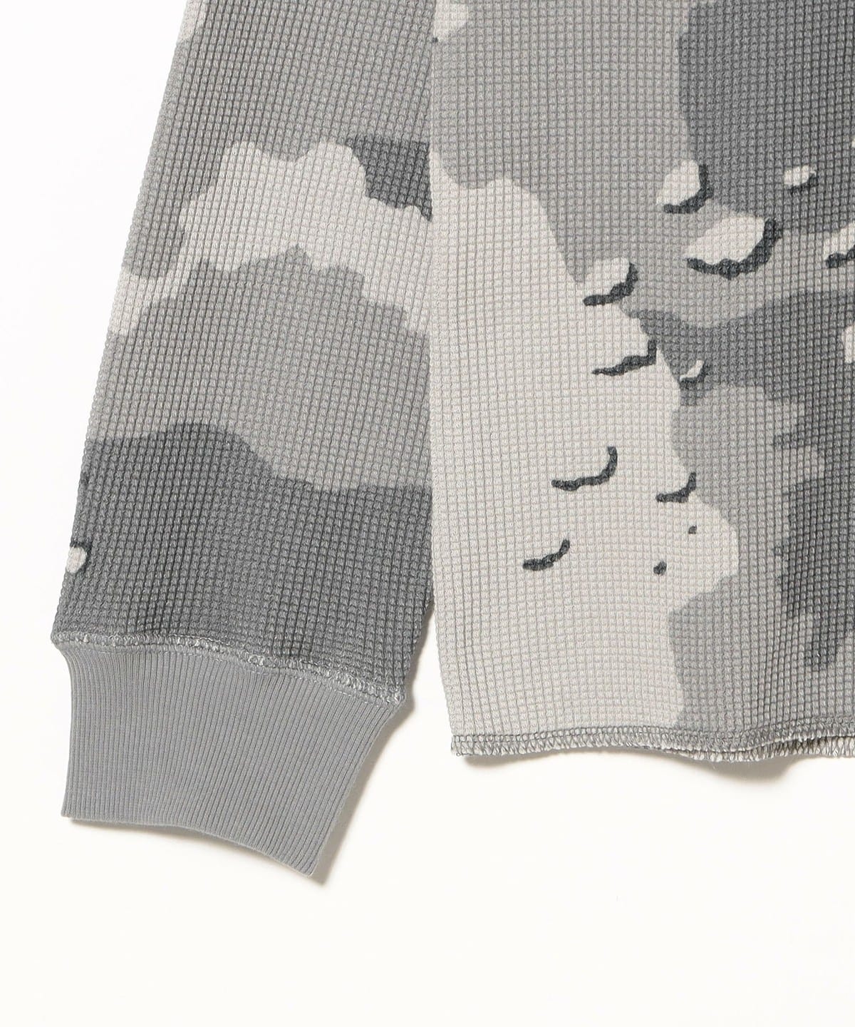 BEAMS（ビームス）Camo Print Thermal Crew Neck（Tシャツ・カットソー