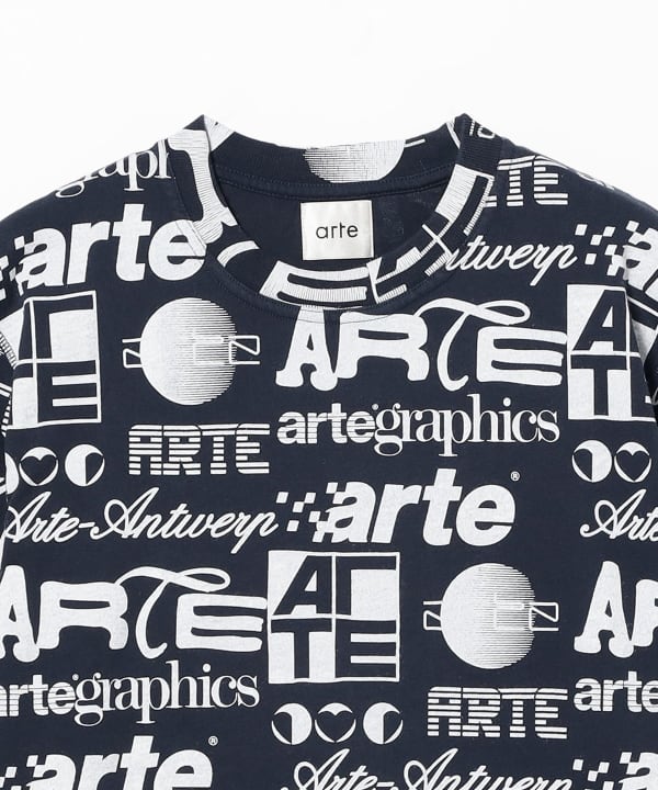 Arte Antwerp / オールオーバーロゴ ロングスリーブ Tシャツ