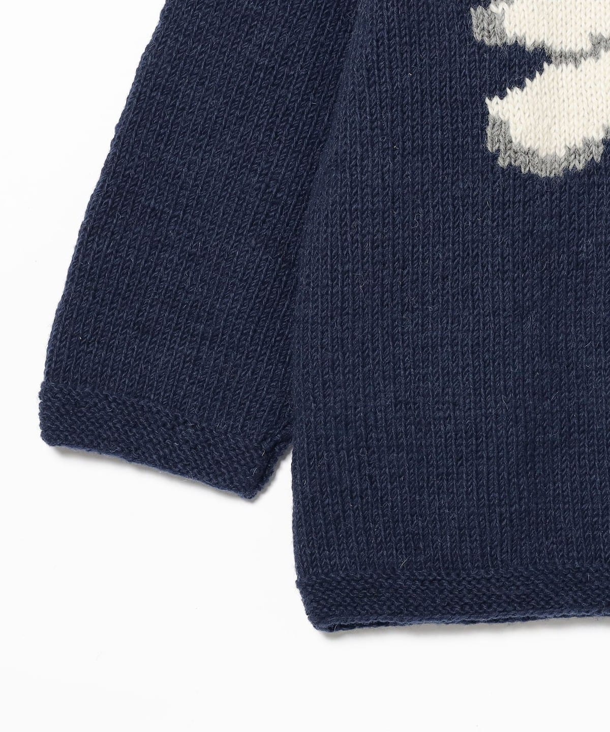 BEAMS（ビームス）MacMahon Knitting Mills / Roll Neck Knit - Flower