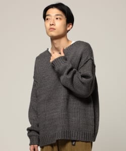 ▲BEAMS / ルーズ クルーネック ニット