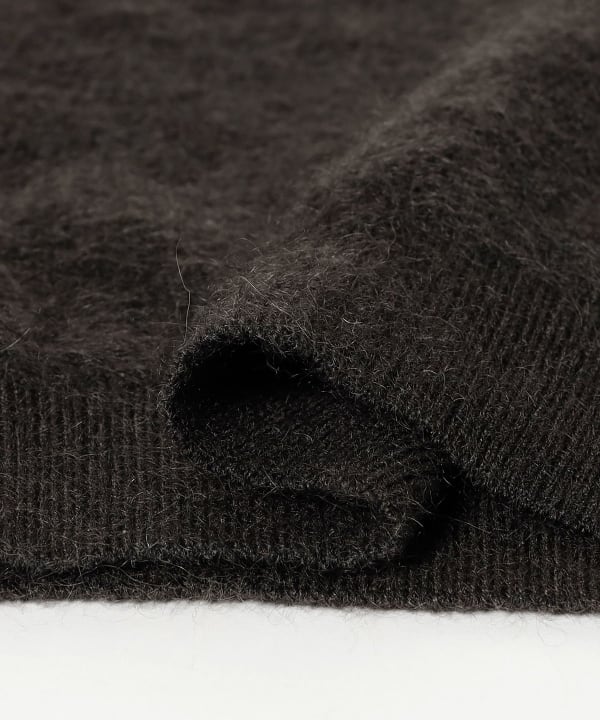URU / V Neck Knit