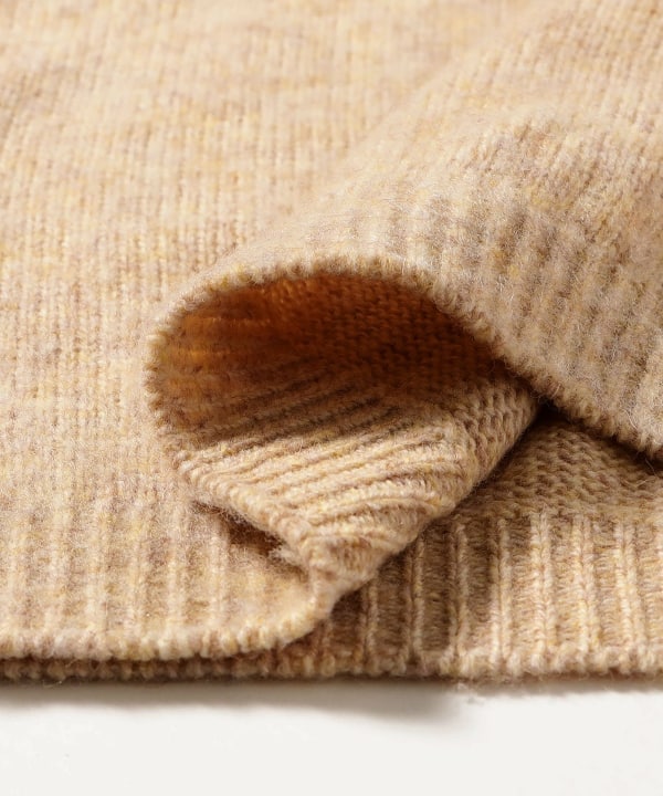URU / Crew Neck Knit ロングシーズン活躍する生地感