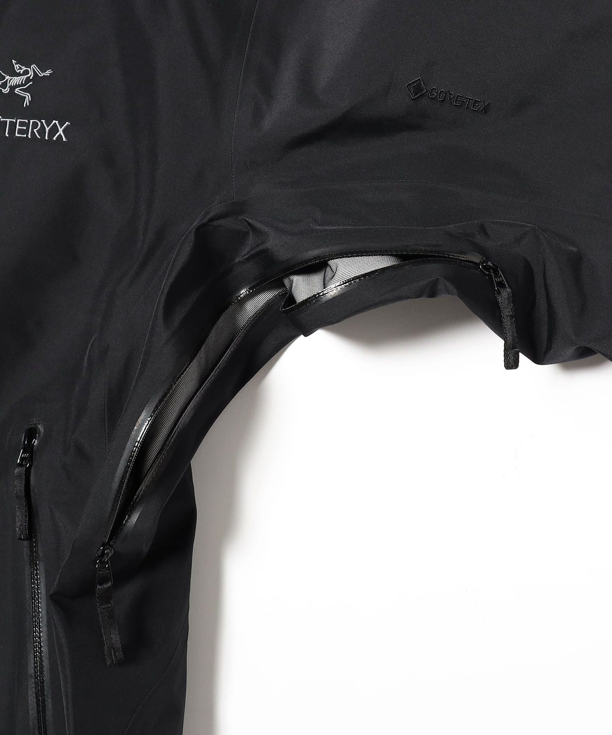 BEAMS（ビームス）ARC'TERYX / Beta LT Jacket（ブルゾン アウトドア