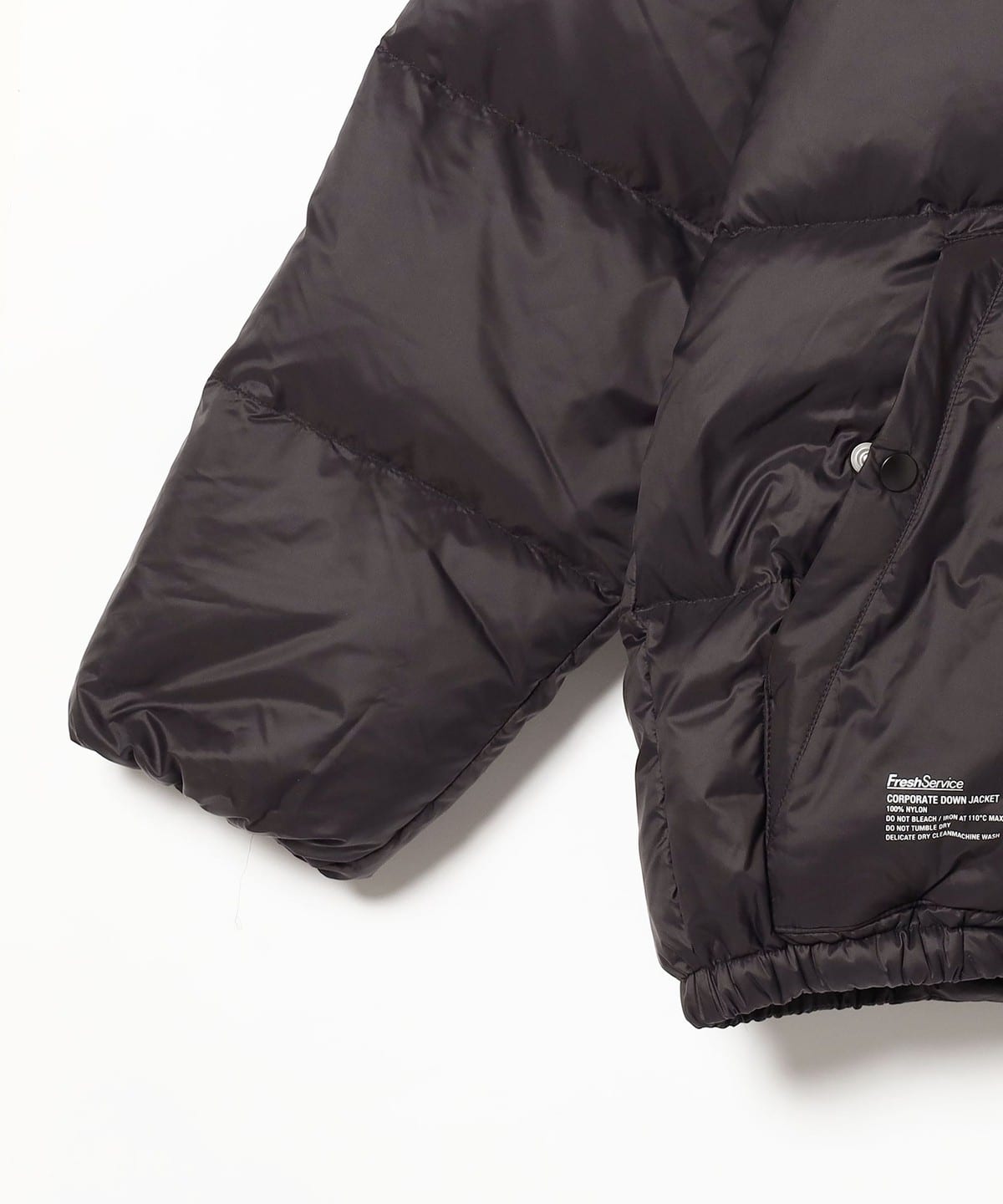 BEAMS（ビームス）FreshService / CORPORATE DOWN JACKET（ブルゾン