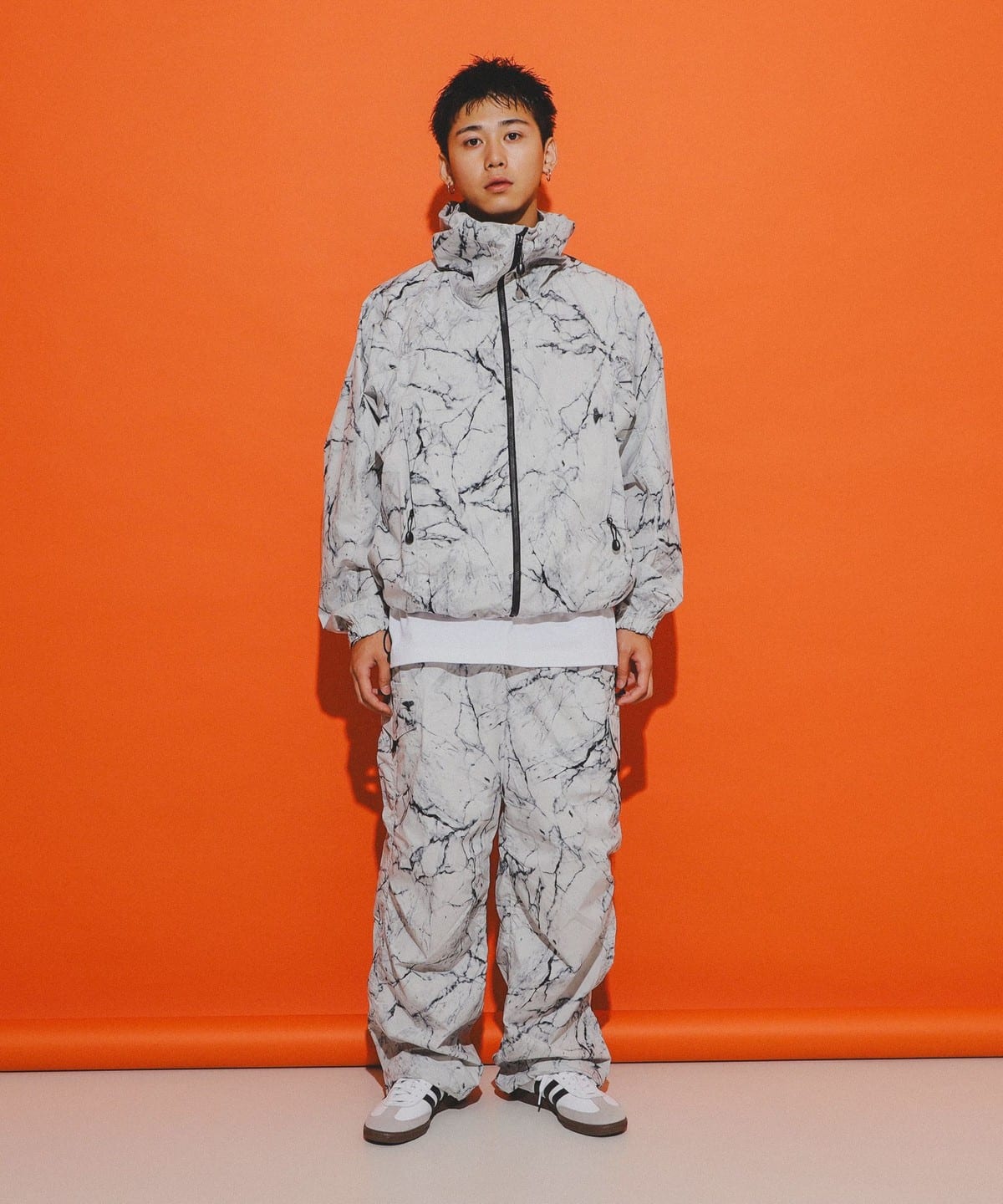 BEAMS プリント ジップアップ フーディ BEAMS（ビームス）【タイムセール】撥水 総柄プリント ジップアップ