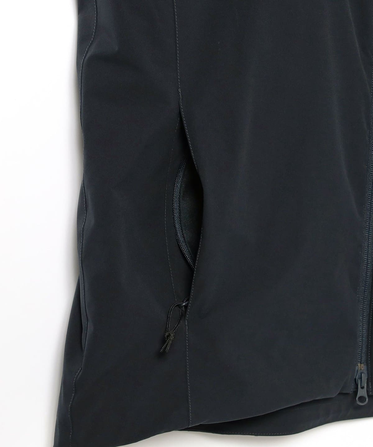 BEAMS（ビームス）SEDAN ALL-PURPOSE / PRIMALOFT（R）Insulation 