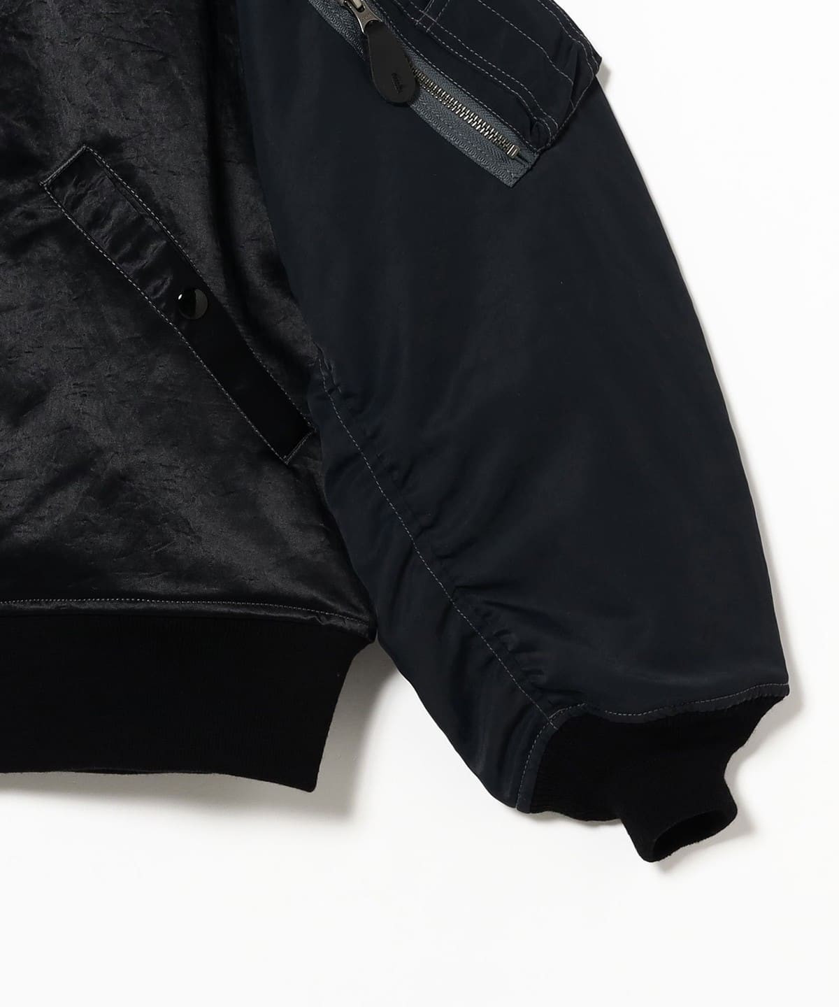 BEAMS（ビームス）【ショップ限定商品】『the A』 / CRAZY MA-1