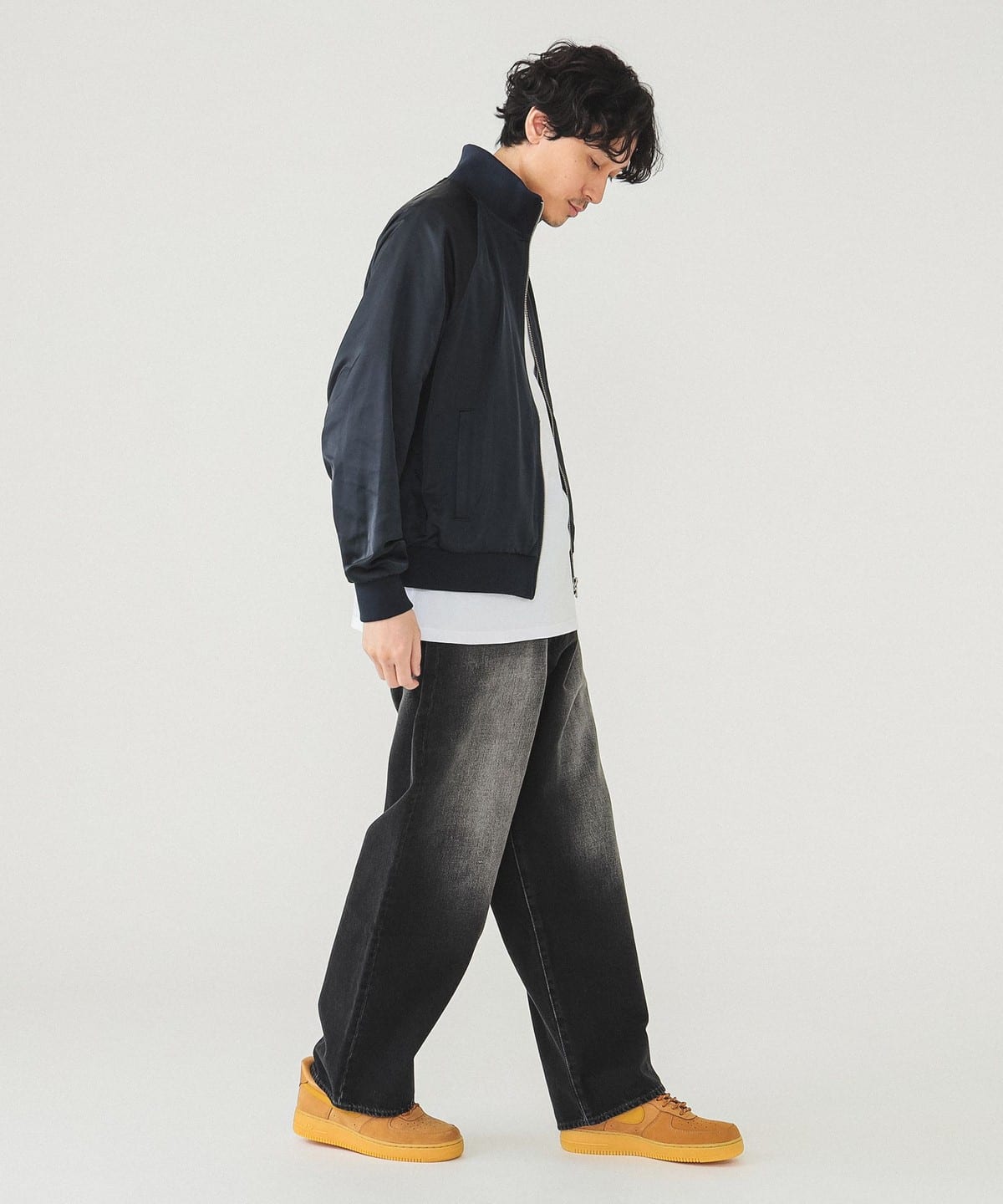 BEAMS（ビームス）【別注】LACOSTE / サテンジャケット