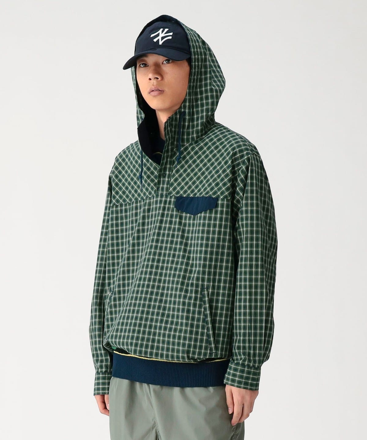 BEAMS（ビームス）Check Pullover Anorack（ブルゾン ブルゾン）通販