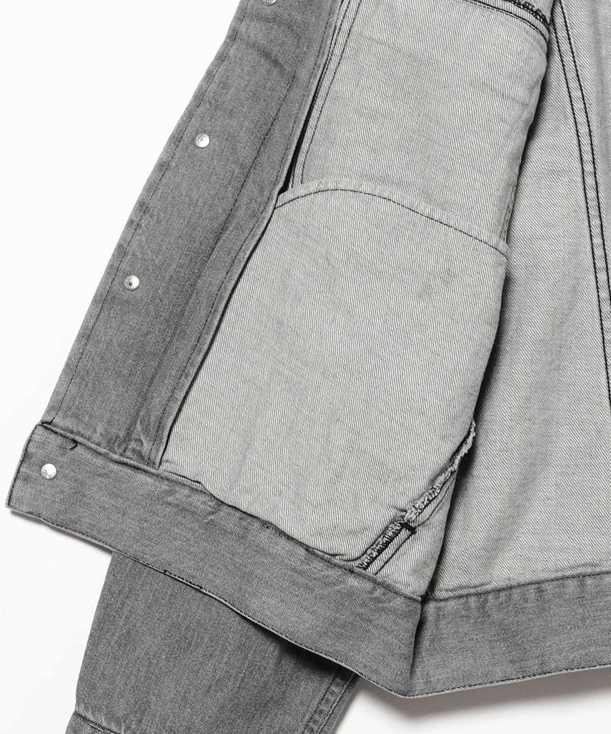 BEAMS（ビームス）C.E / WASHED BLACK DENIM TRUCKER JACKET（ブルゾン