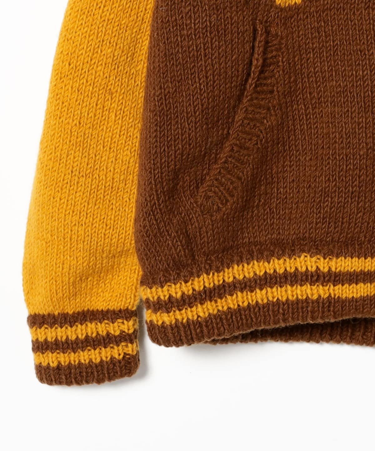 BEAMS（ビームス）MacMahon Knitting Mills / Knit Sutajan-CURRY