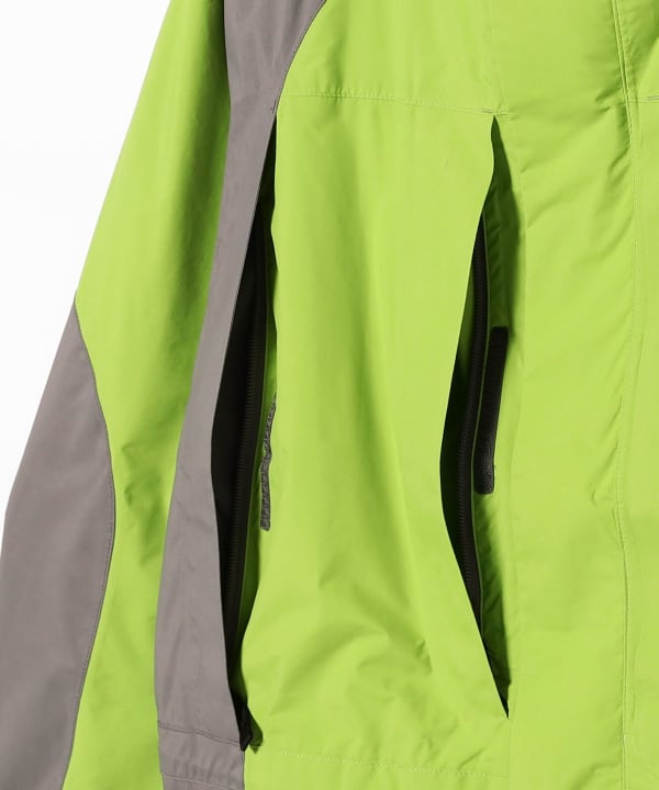 THE NORTH FACE / レトロマウンテンライトジャケット