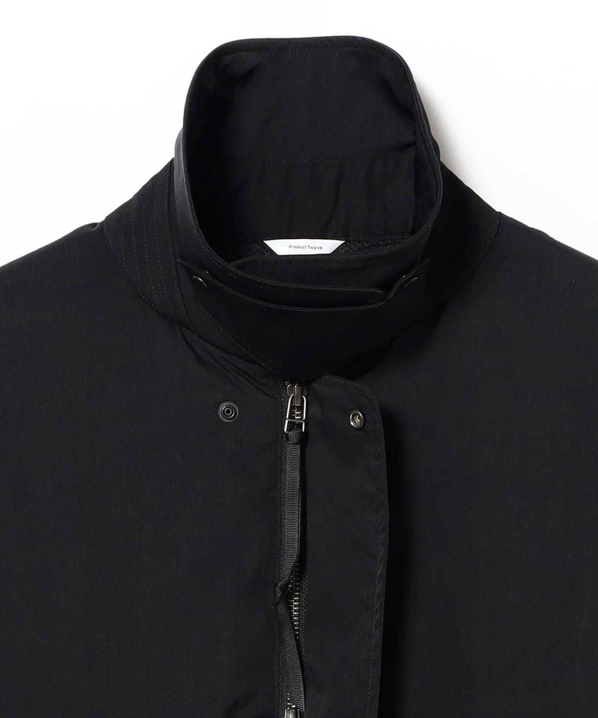 Product Twelve / 保暖外套 V2