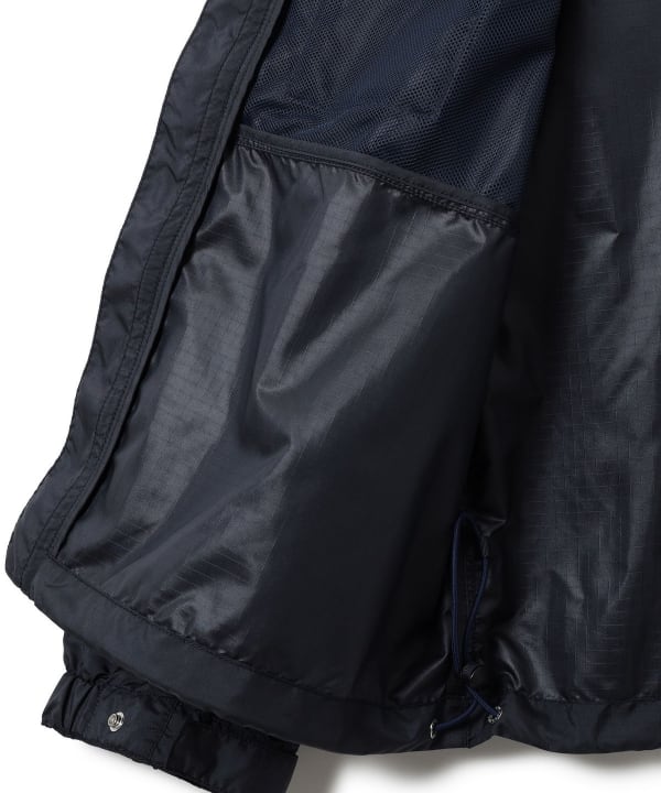 【別注】THE NORTH FACE PURPLE LABEL / マウンテン ウインド パーカ 滑りの良い裏地で、着脱もスムーズ
