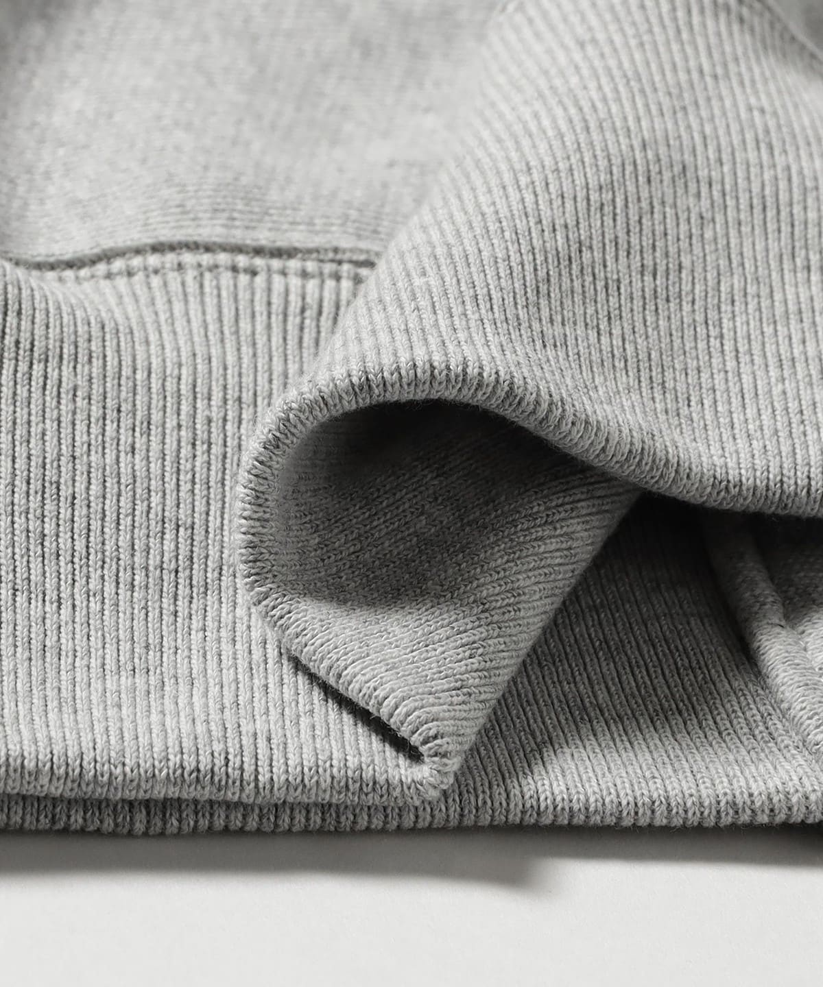 BEAMS（ビームス）【別注】Champion / リバースウィーブ（R）ジップ 