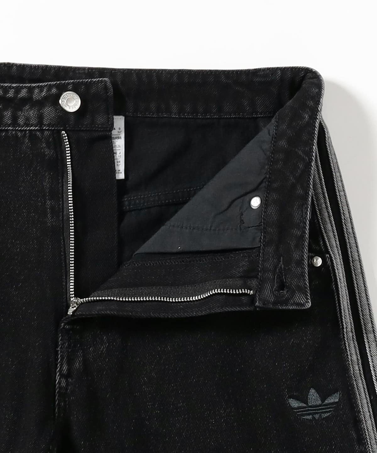 BEAMS（ビームス）adidas / アディカラー デニム ファイヤー