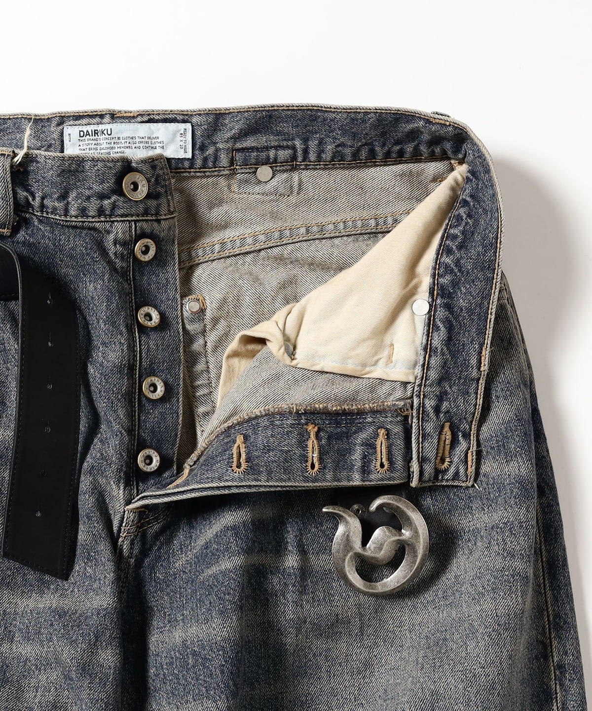 BEAMS（ビームス）DAIRIKU / 