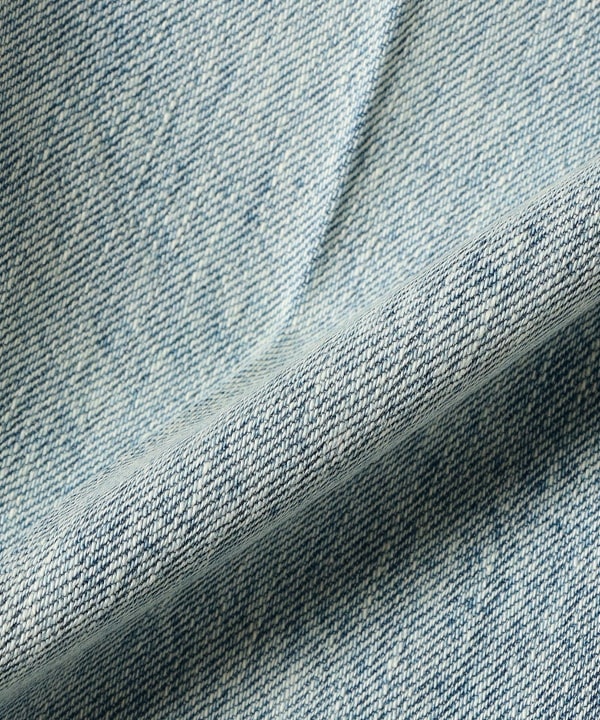 AURALEE / FADED HEAVY DENIM CENTER-PLEATED PANTS