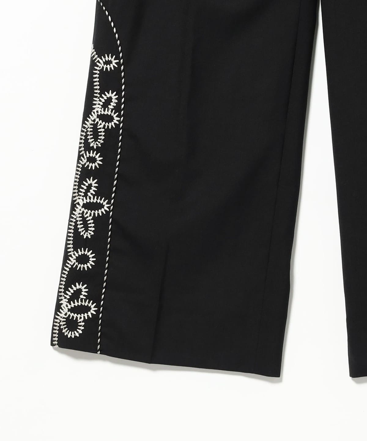 パンツ DAIRIKU embroidery western wide slacks BEAMS（ビームス）DAIRIKU / Embroidery Western Wide Slacks（パンツ