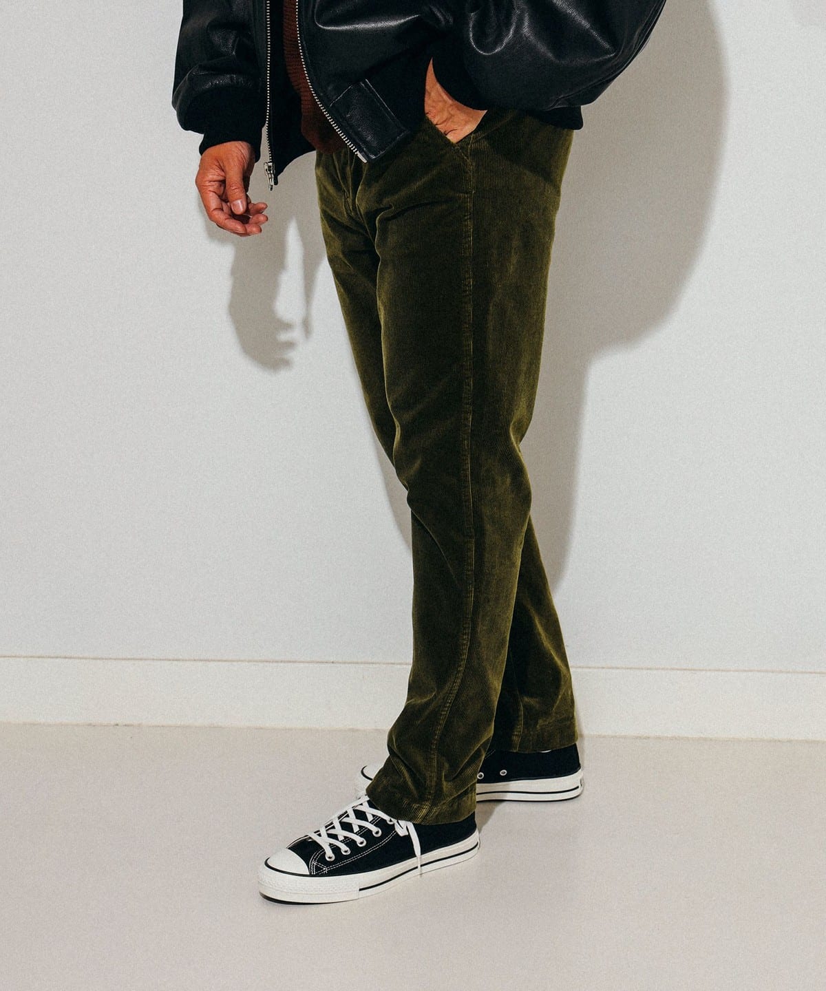 BEAMS（ビームス）【予約】 コーデュロイ ストレッチテーパード パンツ  