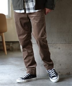 ▲BEAMS / コーデュロイ ストレッチ テーパード パンツ