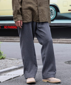 ▲BEAMS / テックウール ワイド スラックス